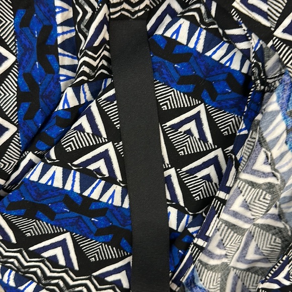 Express Black & Royal Blue Geometric Sleeveless Flowy Dress Large - Picture 8 of 8